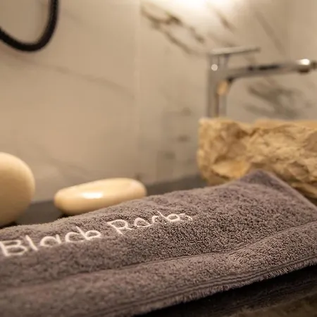 Holiday home Black Rocks Luxury Seafront Agios Gordios (Corfu)